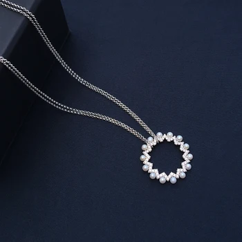 Cheny s925 sterlingas sidabro rugsėjo naują gamtos perlas apvalus mėnulis kryžiaus karoliai moterų vidutinio ilgio megztinis grandinės karoliai